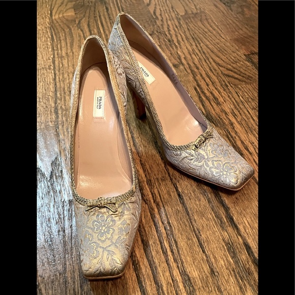 Prada brocade shoes - Picture 3 of 9